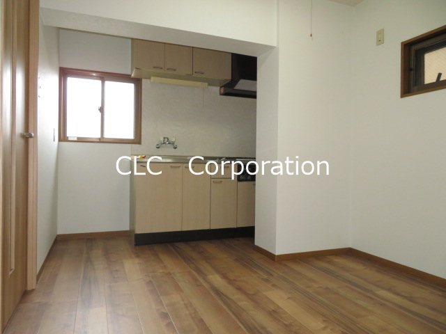 行平コーポラス リビング