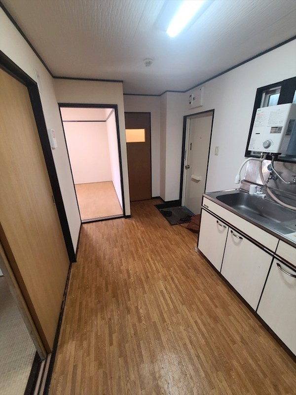 コーポマルナカ リビング