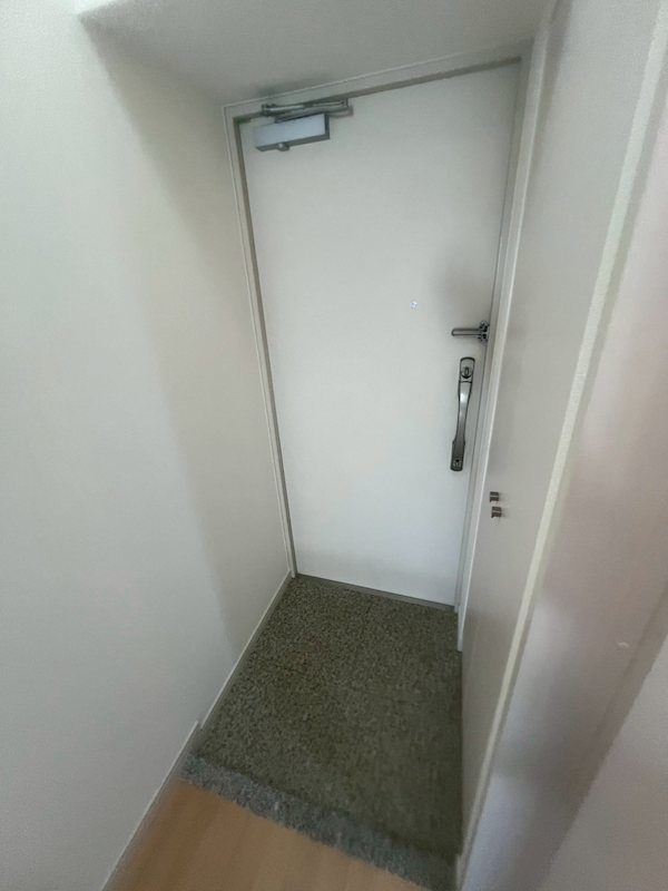 ウィステリア西新井 玄関