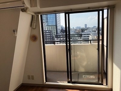 メゾン・ド・ヴィレ日本橋浜町  ベランダ