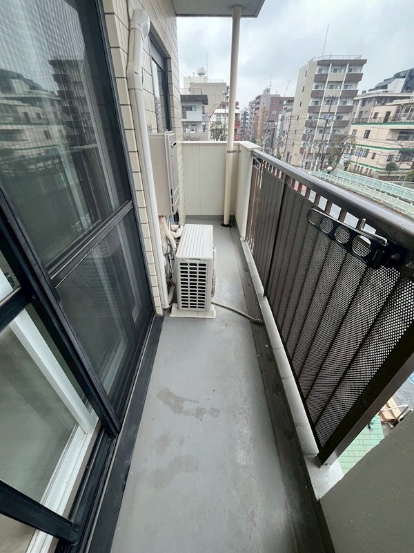 サンモールアサミ ベランダ