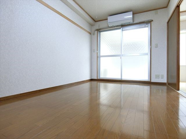 小山コーポラス  ベッドルーム