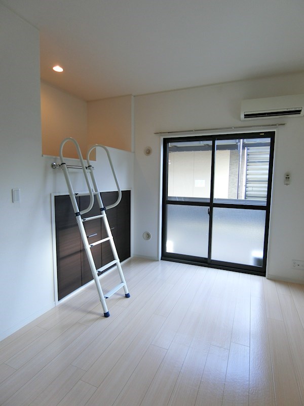 ヴァンテアンⅢ リビング