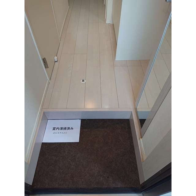 ソレイユ北綾瀬 玄関