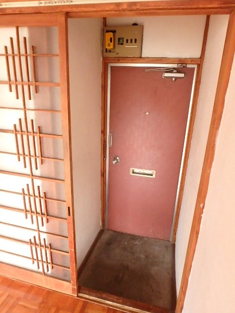 太洋コーポ 玄関