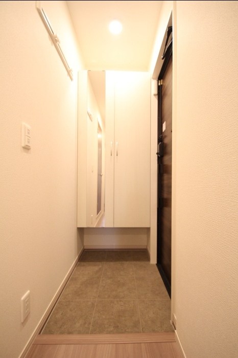 コンフォート北綾瀬  玄関