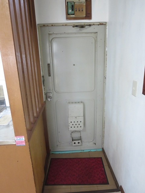 イイノビル 玄関