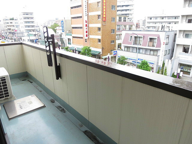 サクシード森下  ベランダ