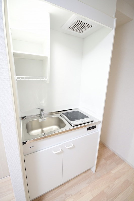 アッヴェニーレ キッチン