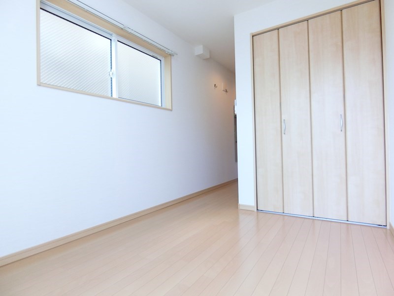 Ｐａｃｅ　Ｆｏｎｔａｎａ リビング