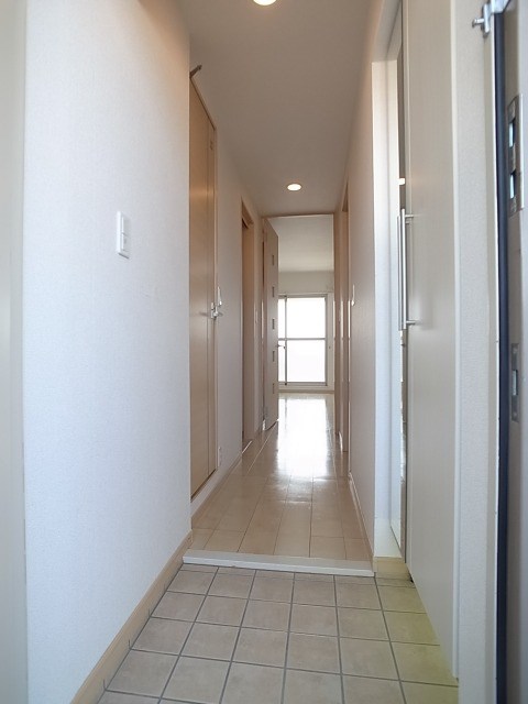 グローブ・アマランス  玄関