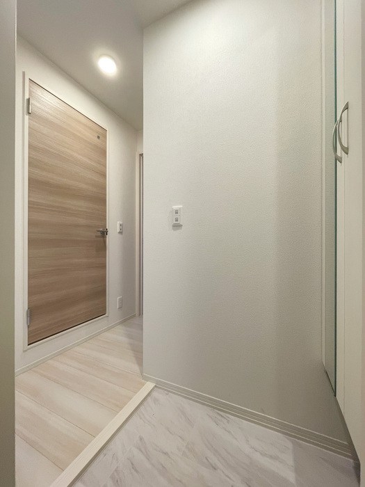 アヴァンス東日暮里 玄関