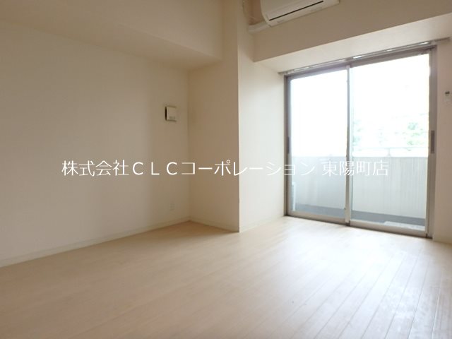 扇橋丸貞ビル  リビング