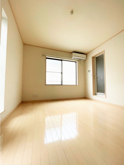 エクシード根岸   リビング