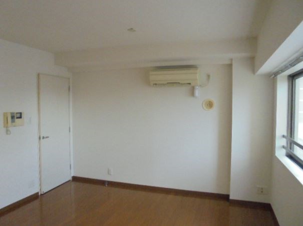 Park AYASE リビング