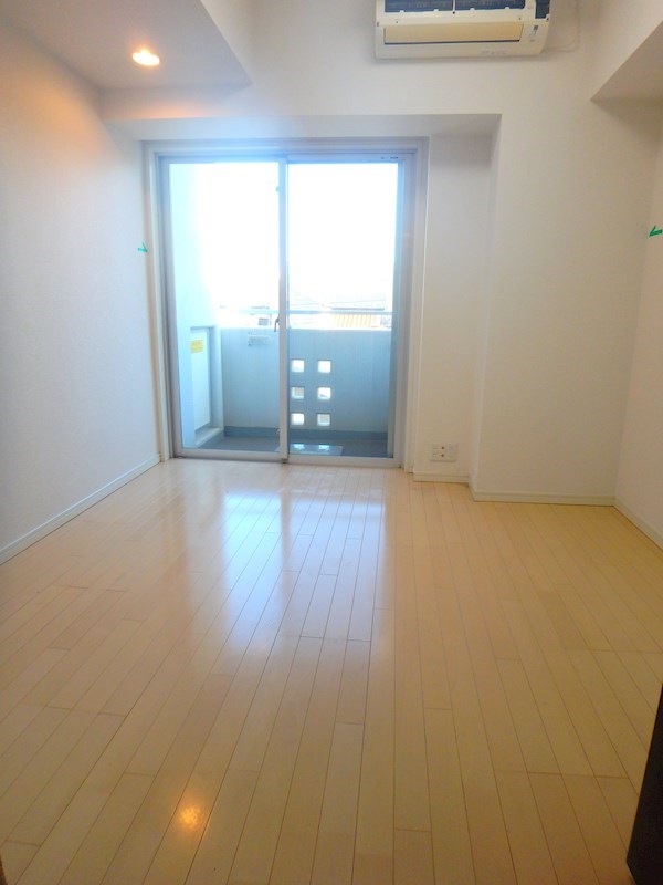 ＫＤＸレジデンス大島 リビング