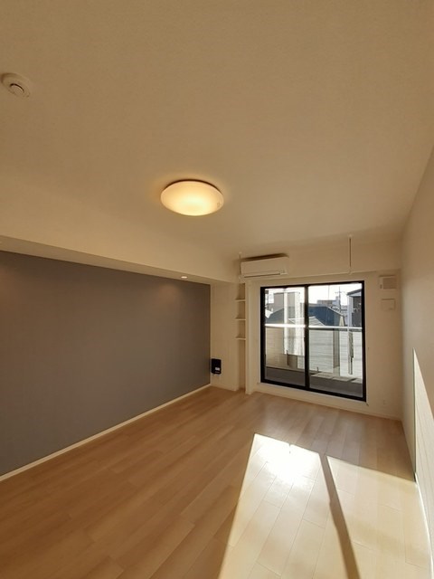 ラリュール リビング