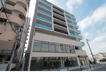 Carre S.I（ｷｬﾚｴｽｱｲ)  外観