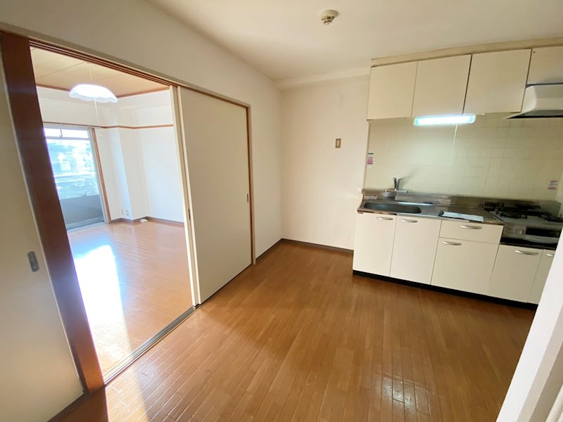 ニューブリード リビング