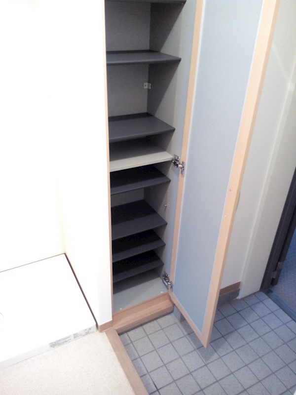 リヴェール木場   玄関