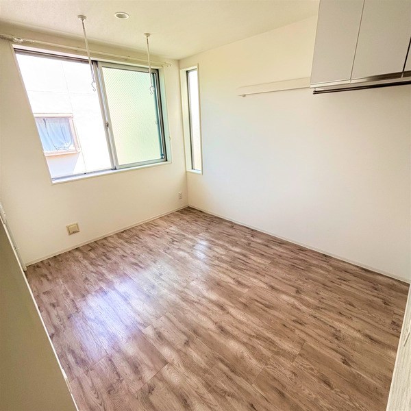 プレシャス西新井 ベッドルーム