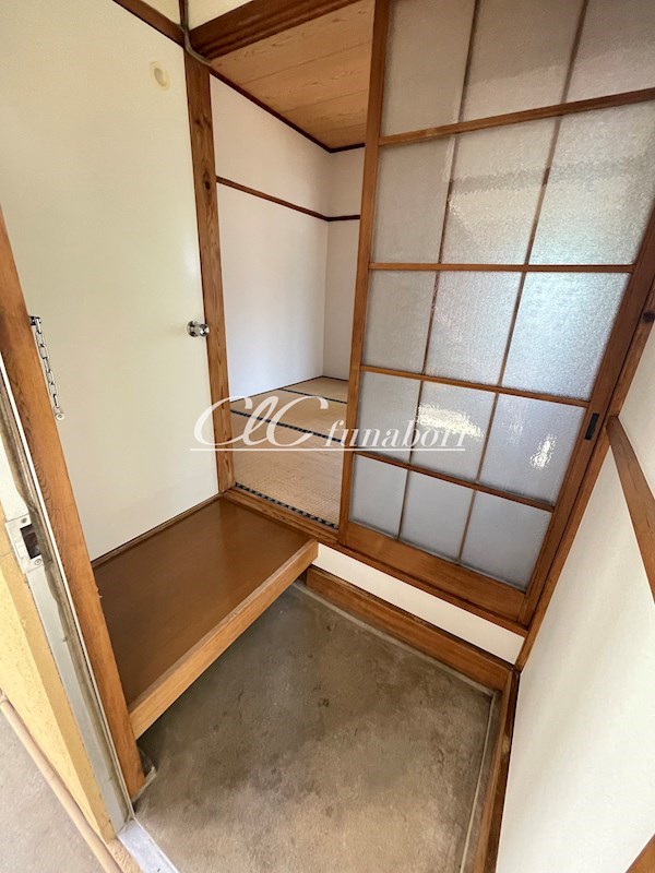 第一橋本荘 玄関