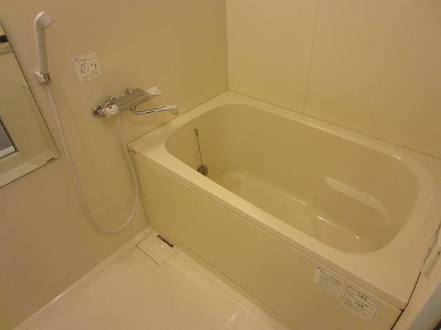 ウィステリアート 風呂画像