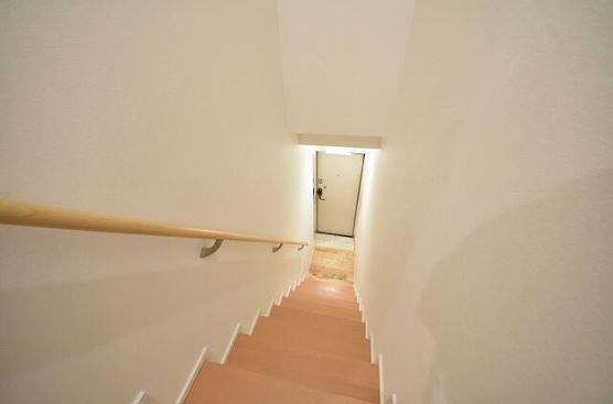 ＣＢ町屋ミルト 玄関