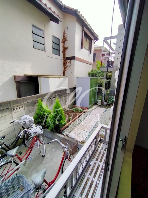 フラワーハウス野村 ベランダ