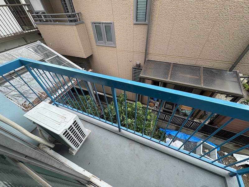 えいりハイツ ベランダ