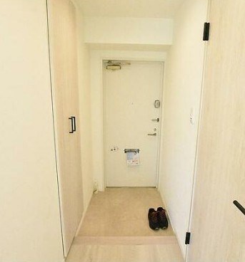 エールハイツ町屋 玄関