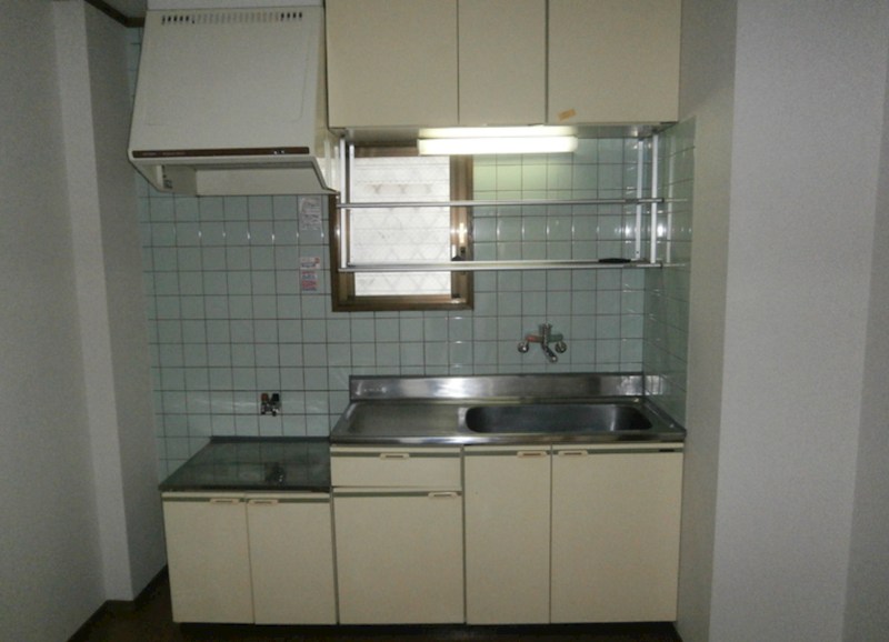 センチュリー・ハイツ キッチン