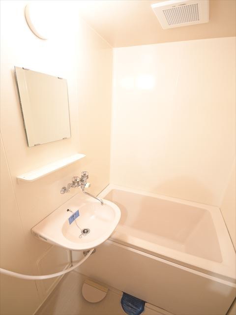 サワーハイツ中央本町 風呂画像