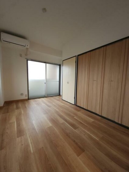 太田興産ビル ベッドルーム