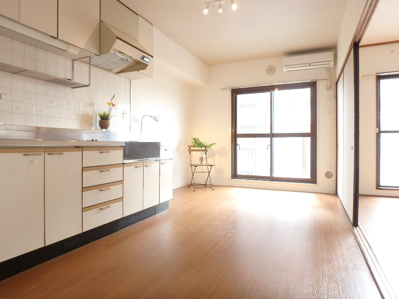 アロー一之江48番館 リビング