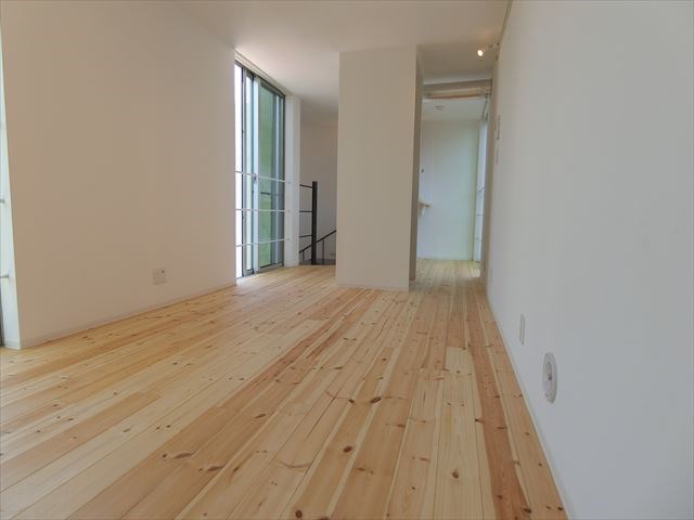 KANRA梅島 リビング