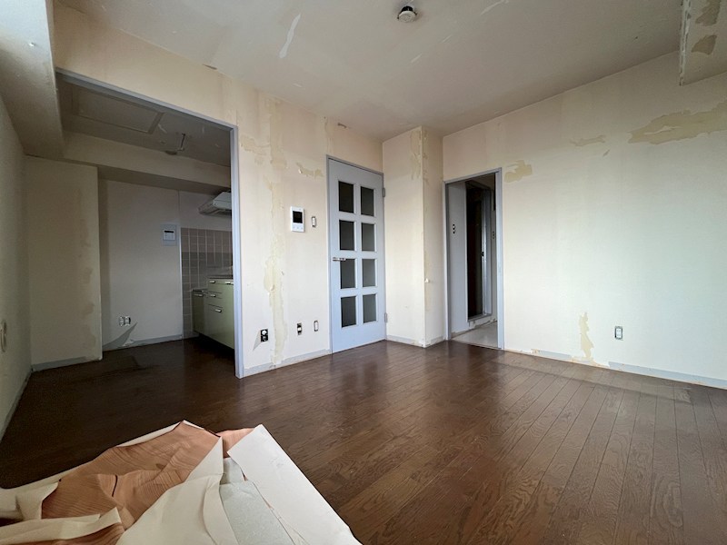 第10頼長ビル リビング