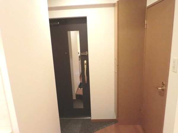 トーシンフェニックス日本橋浜町弐番館 玄関