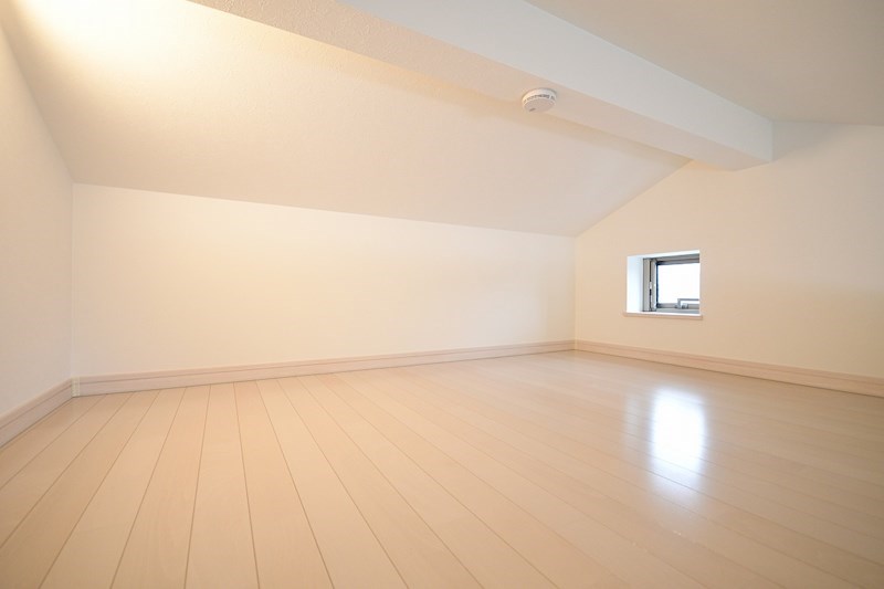 リブ六町 ベッドルーム