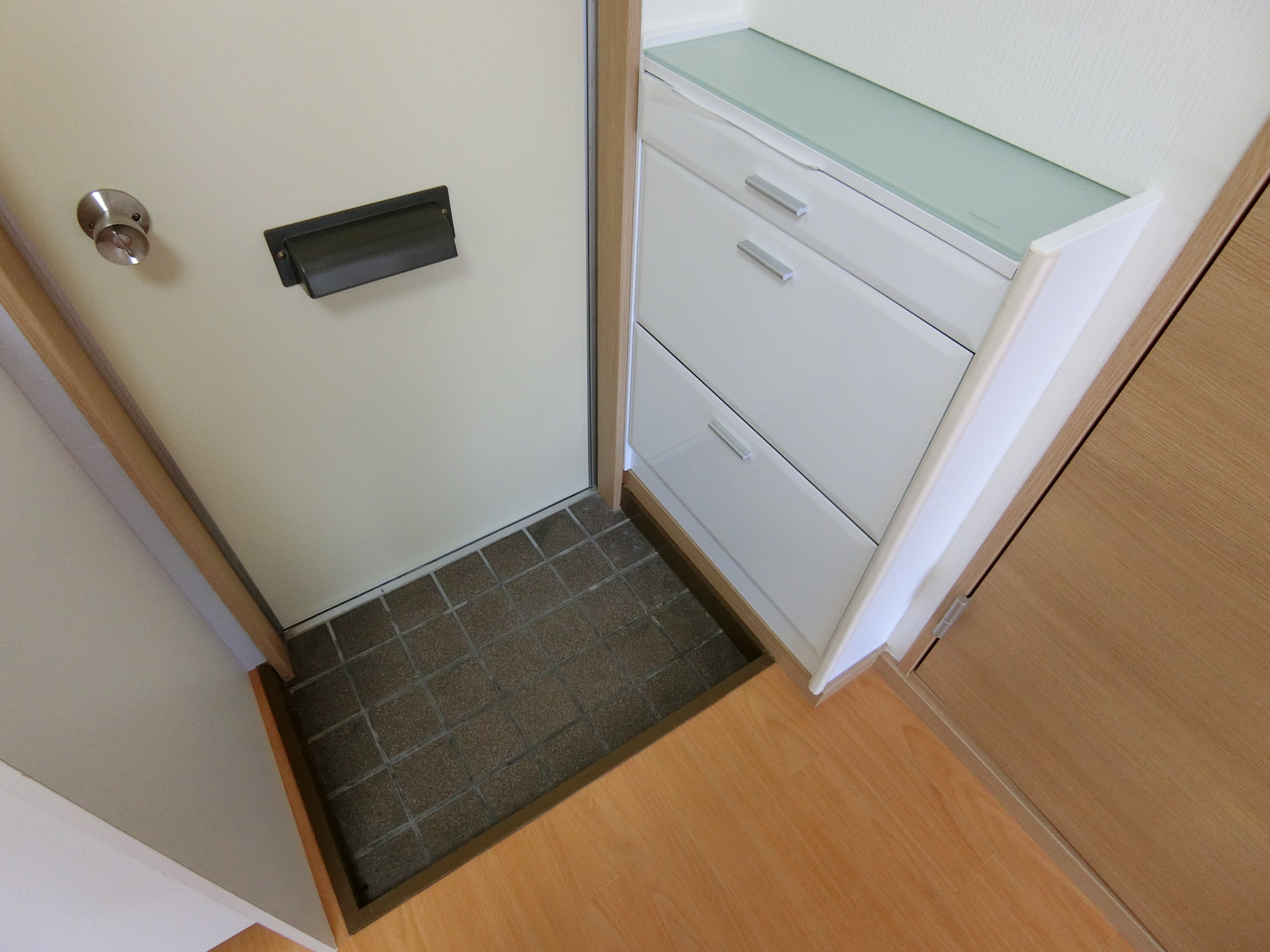 コーポ晴関 玄関