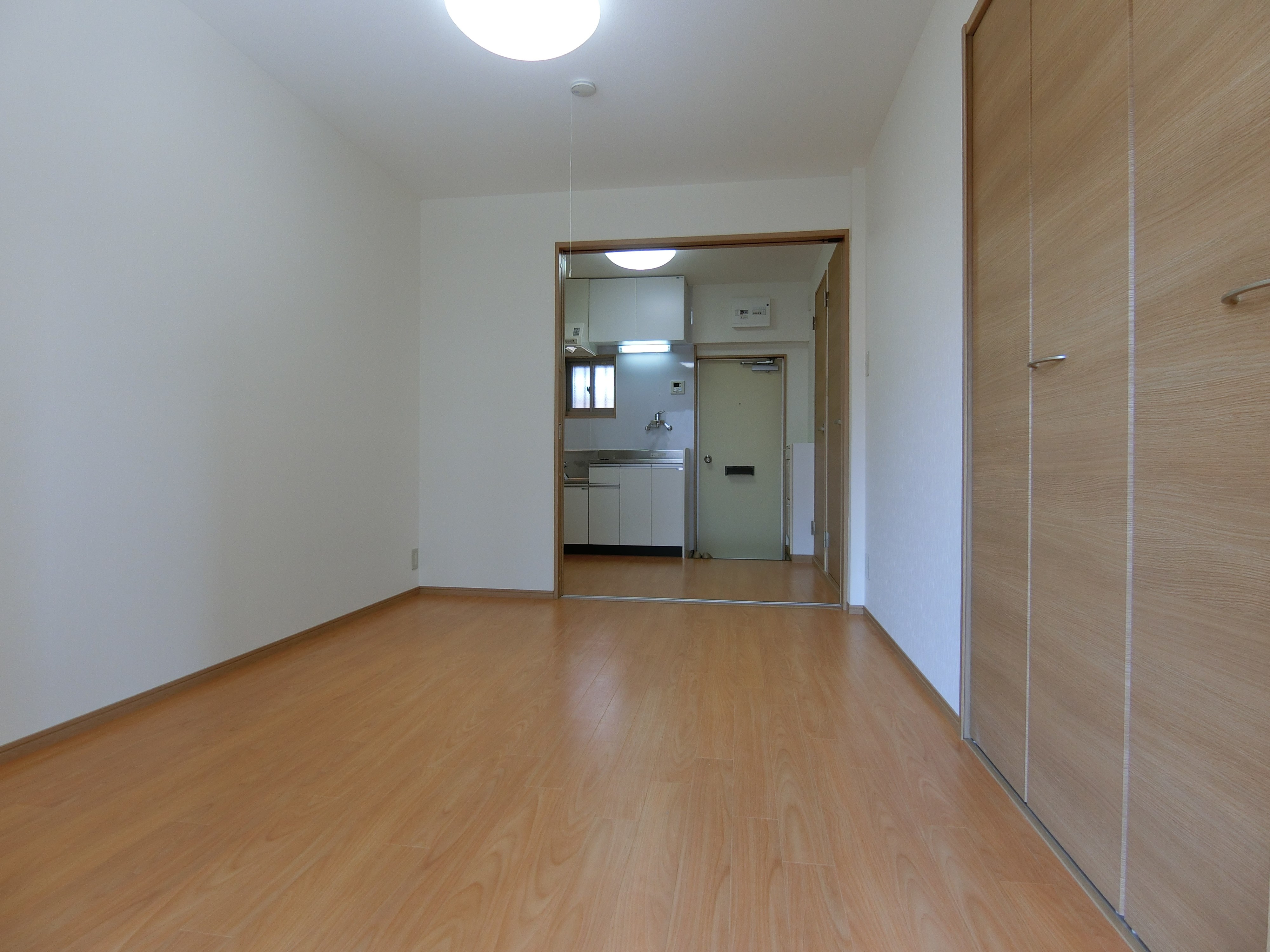 コーポ晴関 リビング