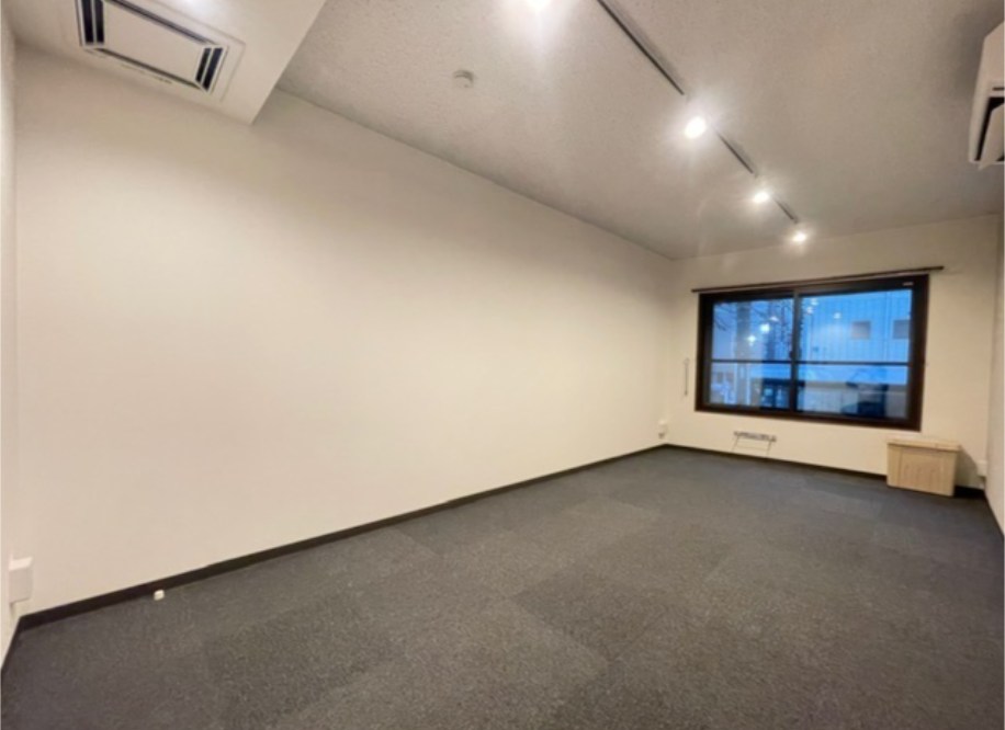 ラシクラス小岩駅前 リビング