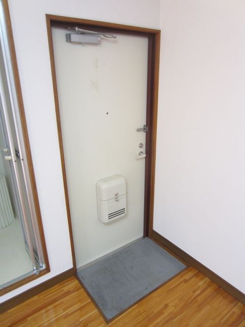 第二アサヒハイツ  玄関