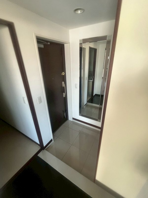 アルフェイス北千住 玄関