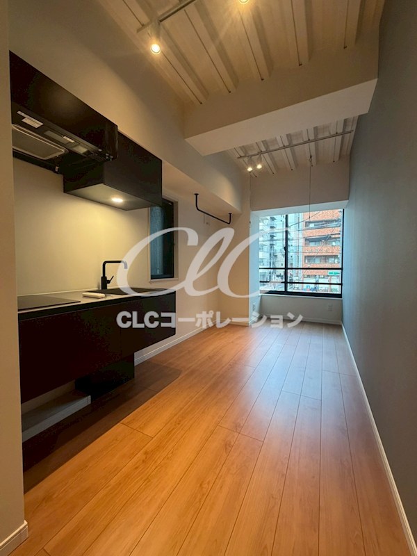 ＴＯＹＯ－ＩＣＨＩ　ＡＰＡＲＴＭＥＮＴ リビング