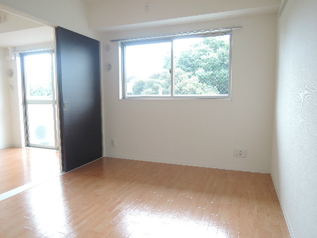 ラフィーネＳ ベッドルーム