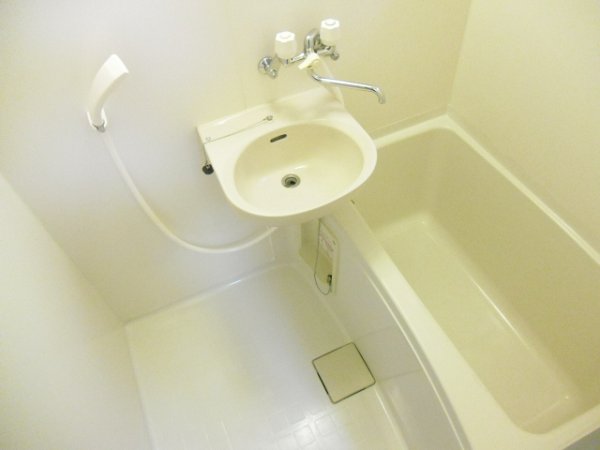 プルチーノ 風呂画像