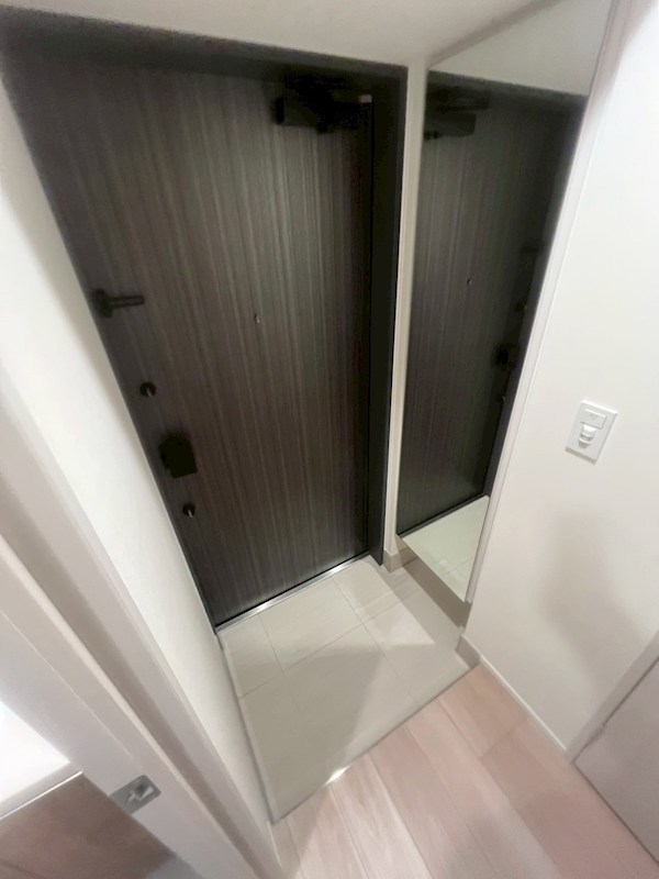 クレストコート北千住レジデンス 玄関