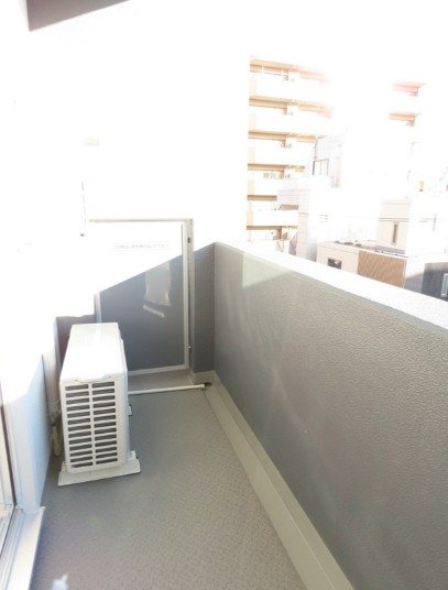 リブリ・レジデンス三ノ輪 ベランダ