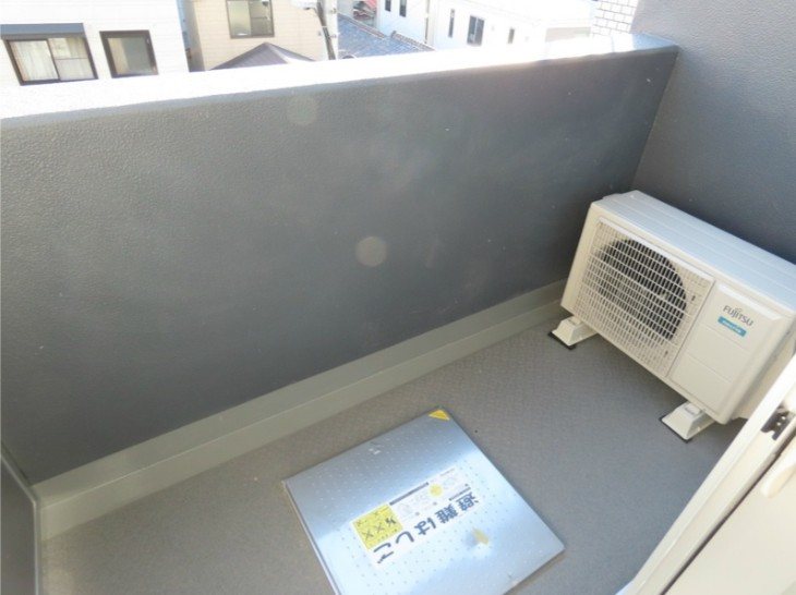 リブリ・レジデンス三ノ輪 ベランダ